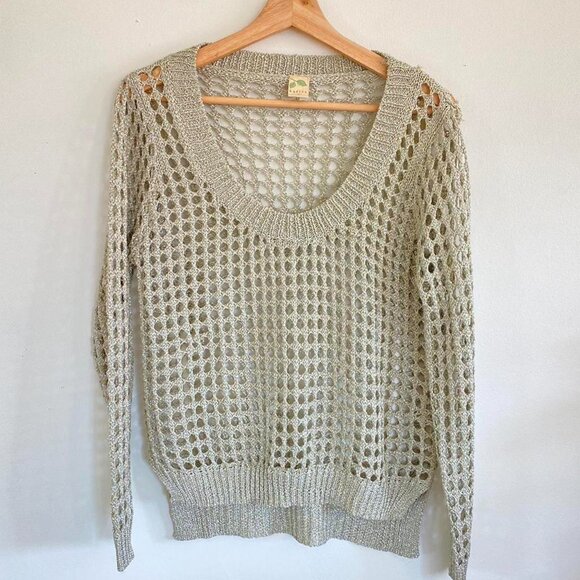 KARISS SIZE SMALL KEYHOLE GOLD STITCHED SWEATER - Picture 3 of 5